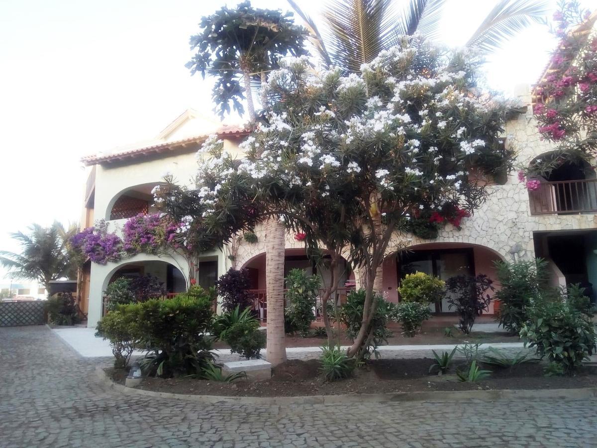 Porto Antigo - Charming & Peaceful Apartment Overlooking Pool And Sea Santa María Exterior foto